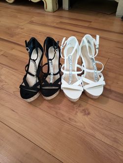 Ladies high heels Shoe dazzle