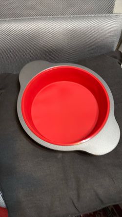 Boxiki Kitchen Silicone Baking Pans Set. 2 pcs Professional Silicone Non-Stick Baking Cake Pans Set of 2  Silicone Round Cake Pan,