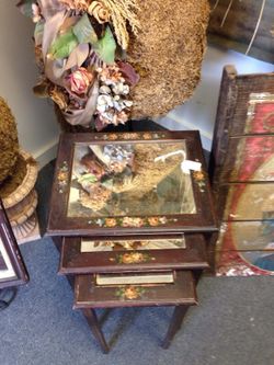 Three Nesting tables