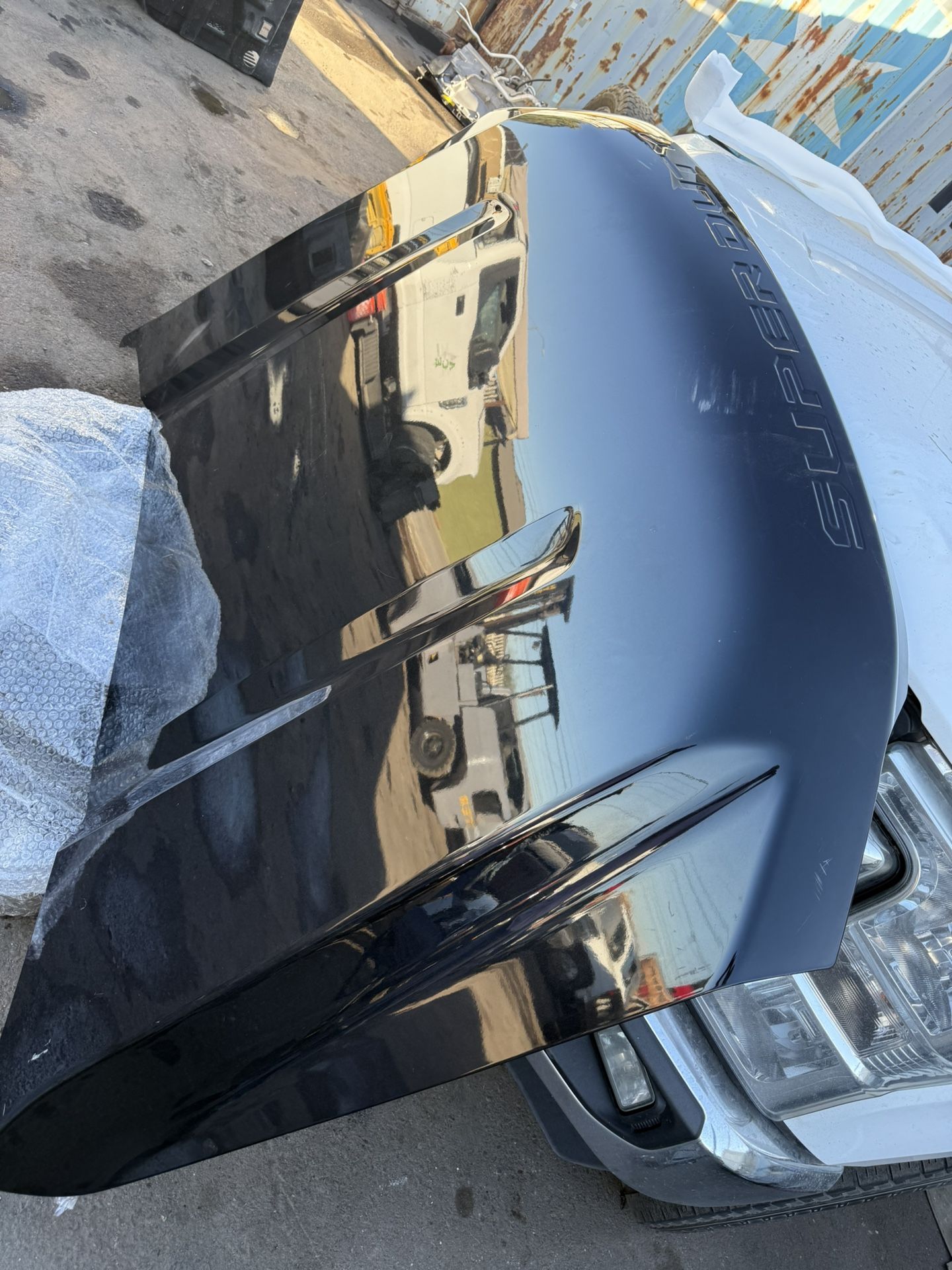 Ford F250 - F550 Hood