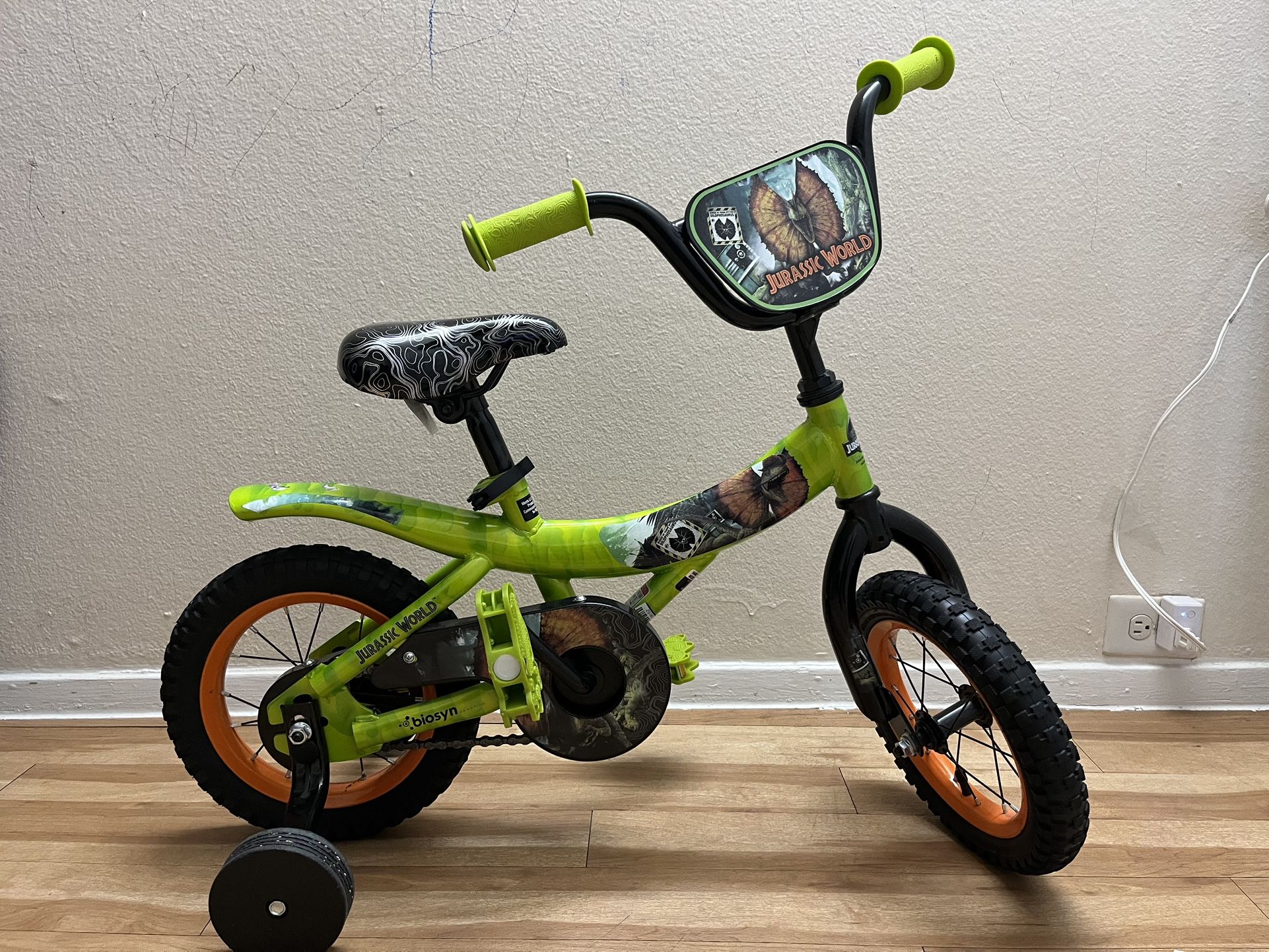Kids bike - Jurassic World Theme