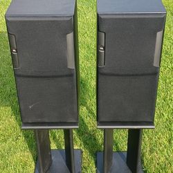 JBL HLS810, Made In USA, 2 speakers with stands