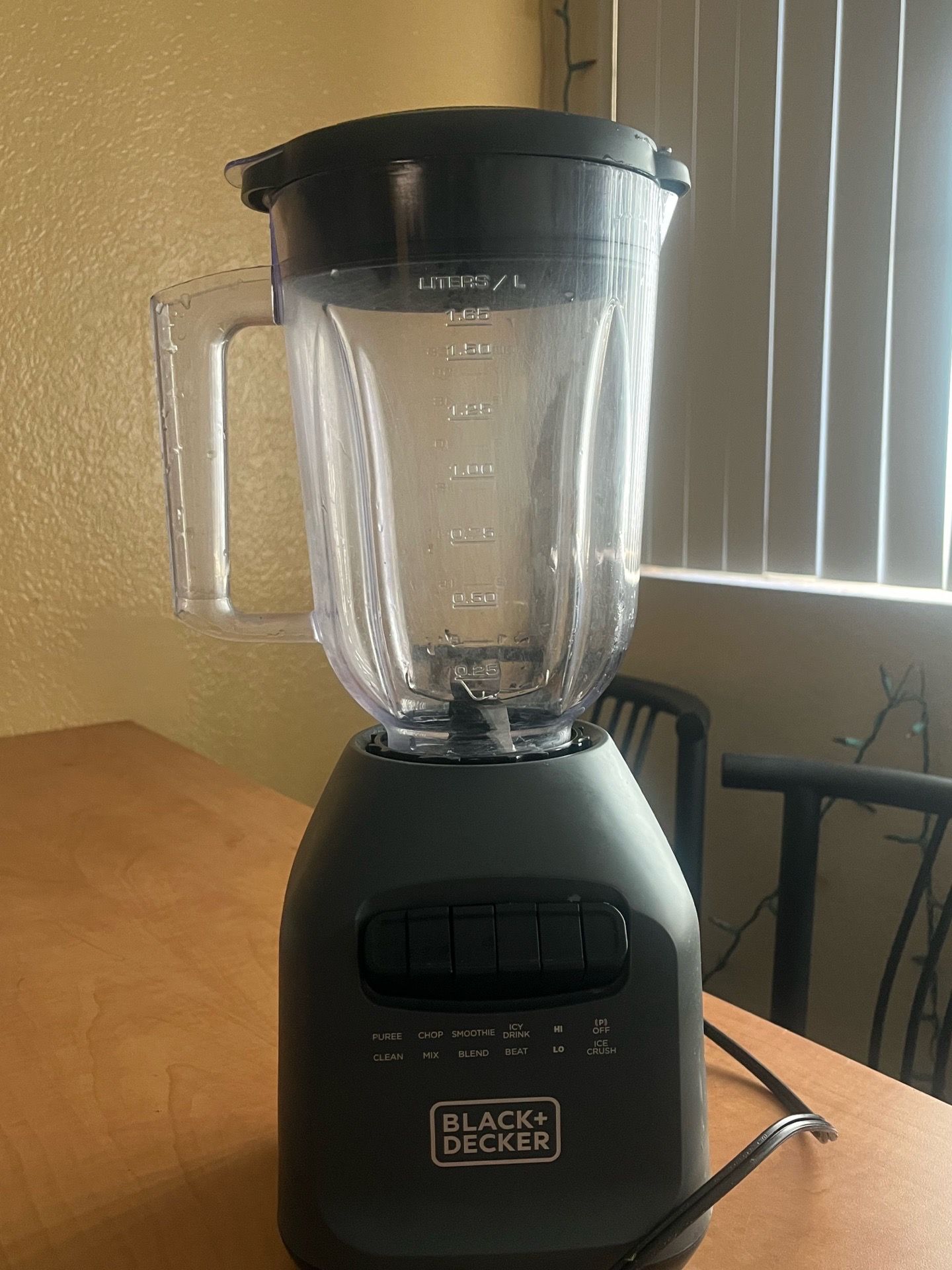 BLACK+DECKER Blender — Works Great — $20