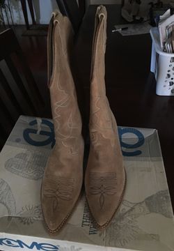 Men’s Cowboy suede boots 9 1/2