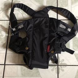 LIKE NEW INFANTINO BABY CARRIER!!!!!