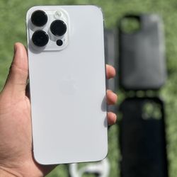 iPhone 14 Pro Max White 128gb Mint Condition!