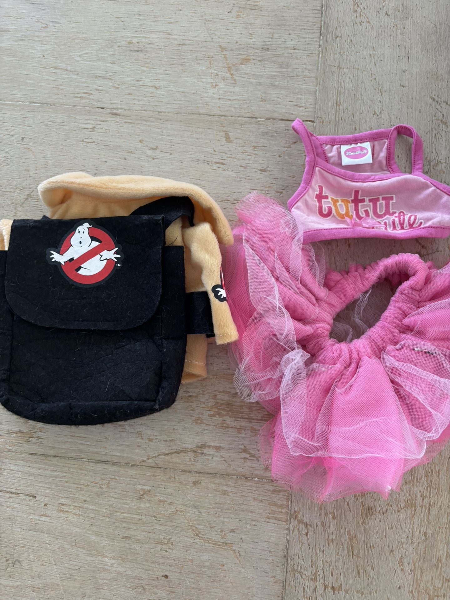 Dog Halloween Costumes $3 Each 