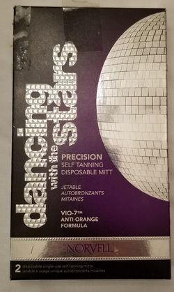 **REDUCED**BRAND NEW! DWTS Self-tanning mits.