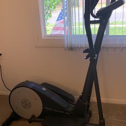 Gold’s Gym Elliptical 