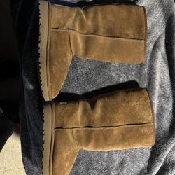 Size 7 Uggs Brown Boots Worn 2 Times 