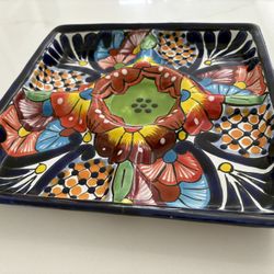 TALAVERA SERVING DISH Made In Mexico Lead Free.  Hand Painted Cobalt Blue & Colorful. Chips & Salsa, Cheese Veggies & Crackers. Only $10!