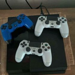 PS4 And 2 Controllers 