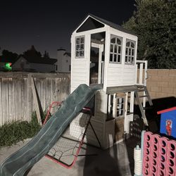 Patio Play House No Swings 