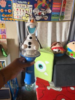 Disney Frozen bubble wand