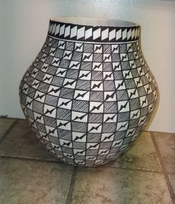 Acoma Contemporary Jar by Virgie Garcia