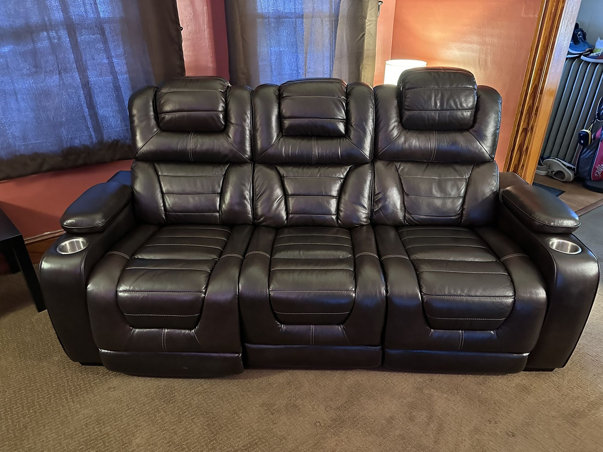 Othello Power Recliner Couch 