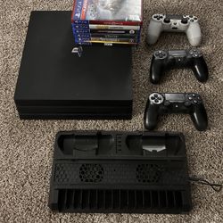 PS4 With 3 Controllls And 11 Games 