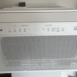 12,000 BTU Midea U-Shaped Window A/C