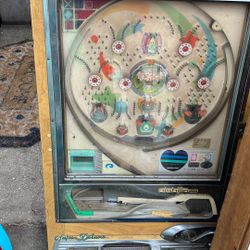Vintage pinball 25$