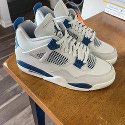 Jordan 4 Industrial Blue (Size 11)