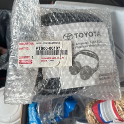 Toyota Wireless Headphones 