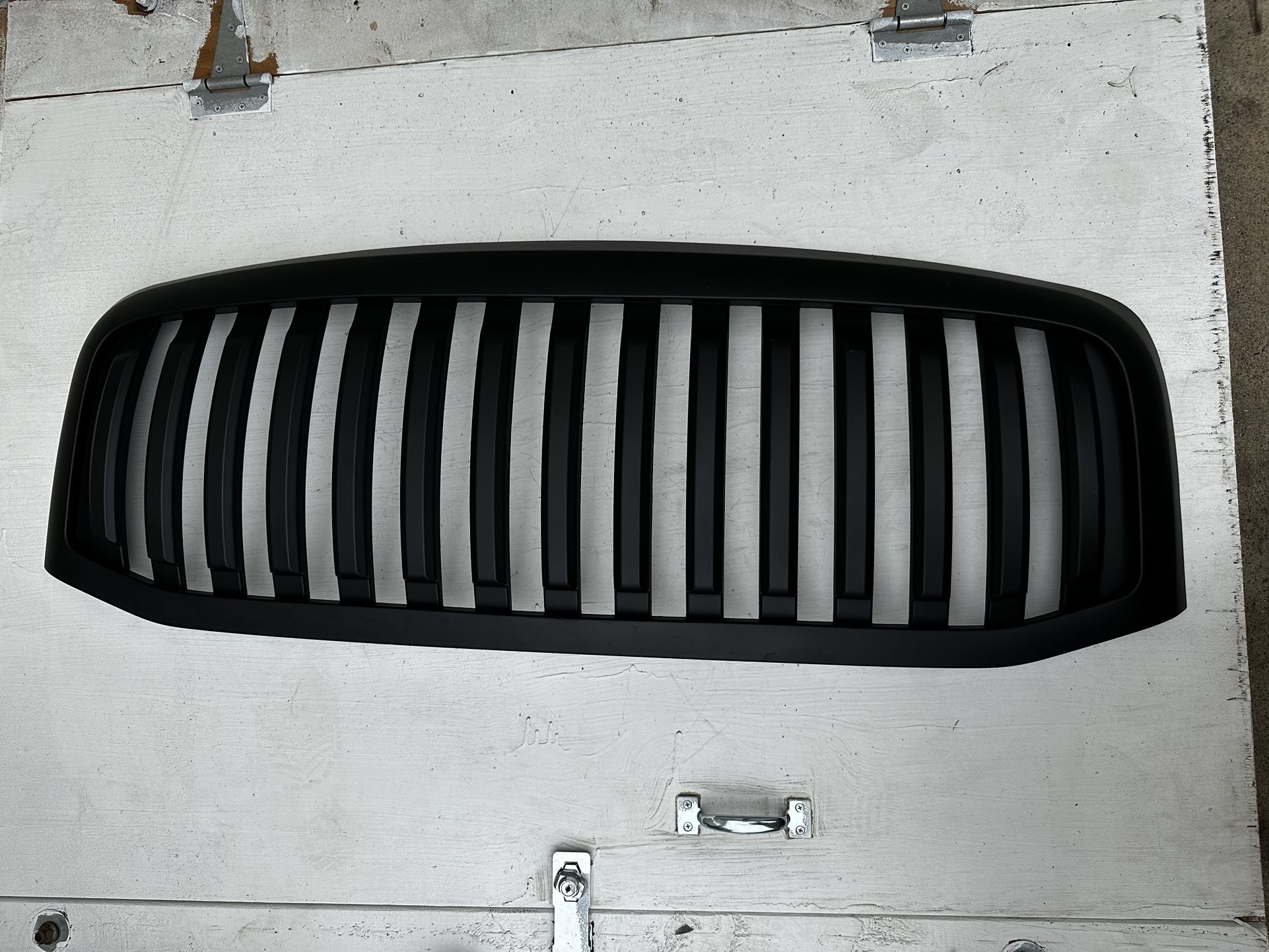 Dodge Ram 1500 Black Grill Year 2006/2008