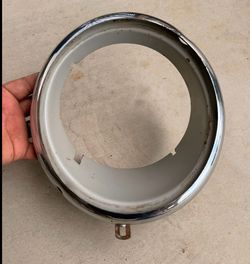 vw early aftermarket headlight ring/bucket