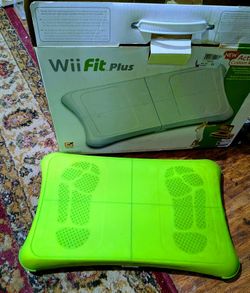 WiiFit Plus Balance Board  W/Green Silicon Skin/Cover