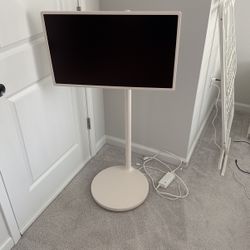LG Standbyme-27"