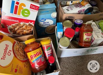 Boxes of food - moving - over 300$ worth