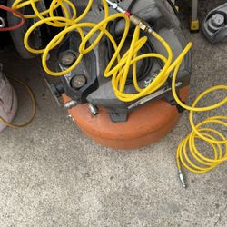 RIDGID (Air compressor ). 
