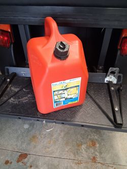 Brand new 5 gal gas can