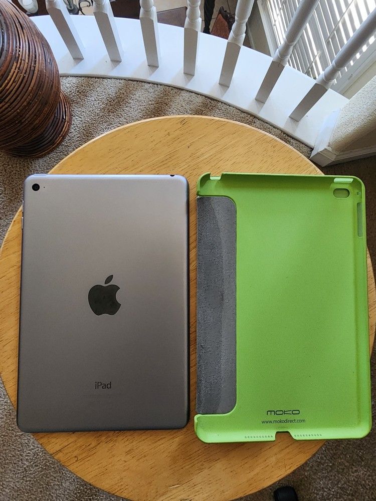 iPad Mini 4