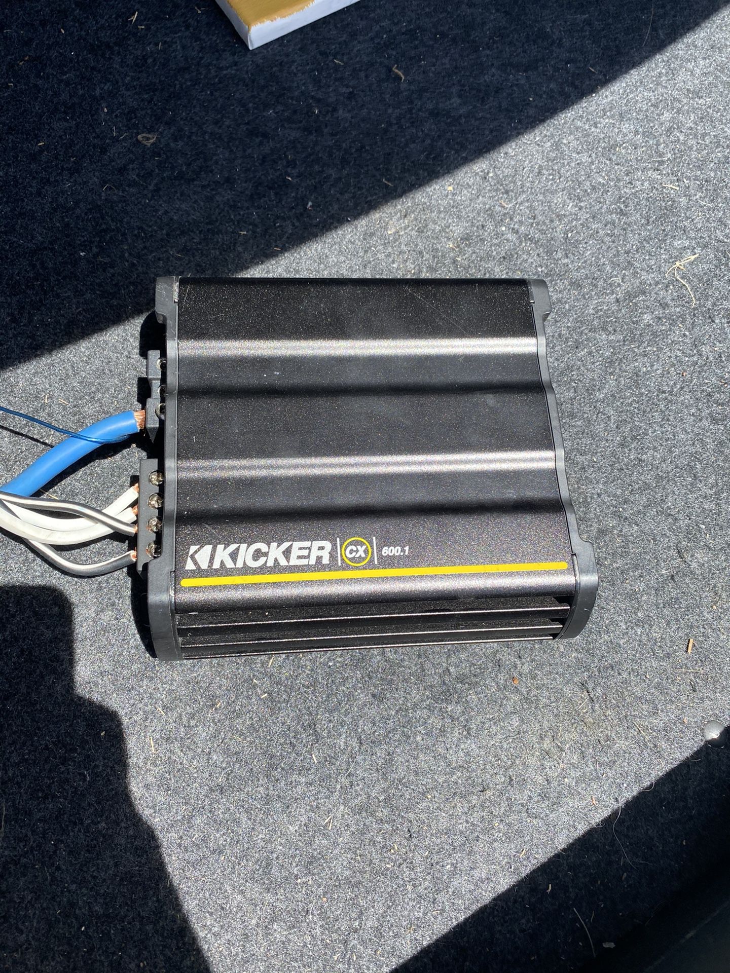 Kicker CX600.1 - 600 watt subwoofer amplifier