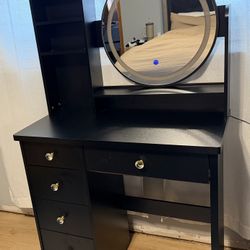 5 Drawer Vanity With LED Mirror 