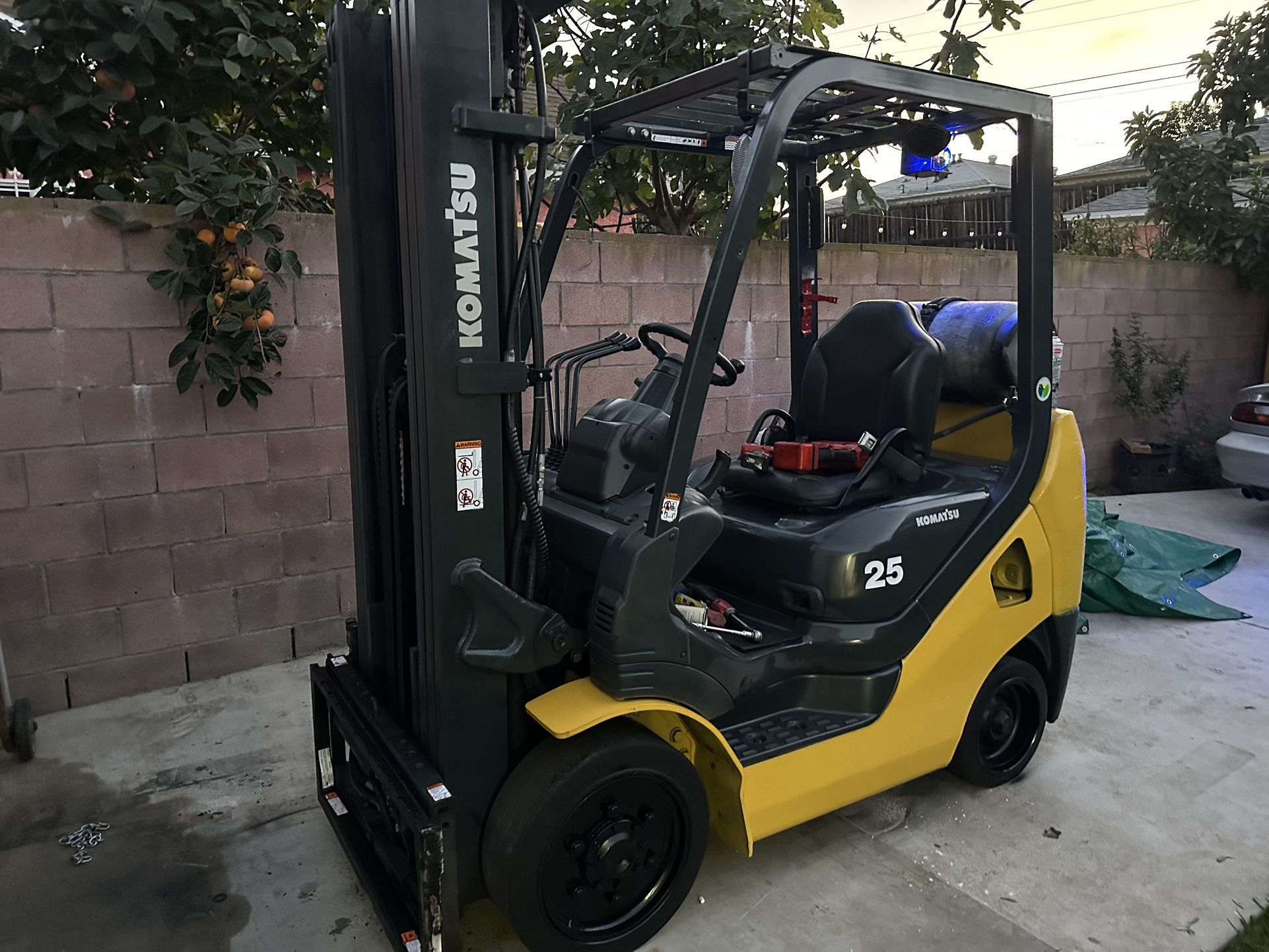 2011 Fg25st-16 Komatsu Forklift 