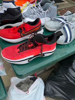 YARD SALE HAPPENING NOW – FURNITURE, LUGGAGE, KIDS ITEMS & MORE – MUST GO TODAY!