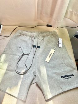 Gray essential shorts
