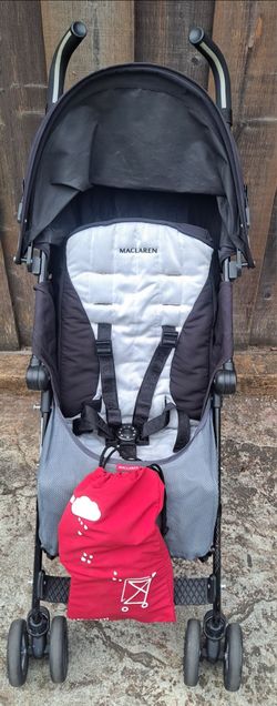 Maclaren Quest umbrella stroller with rain cover