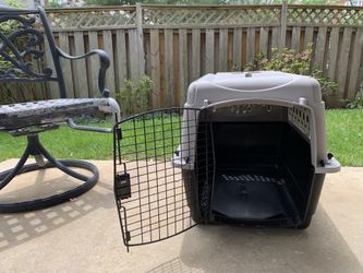 Dog Crate 28x20 Like New