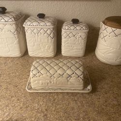 Vintage - Farmhouse Canister Set- 5 Piece