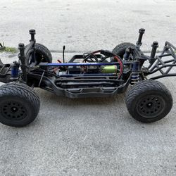 Traxxas Slash 4x4 Ultimate Brushless