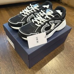 Dior B30 Trainers Size 10 Black and White