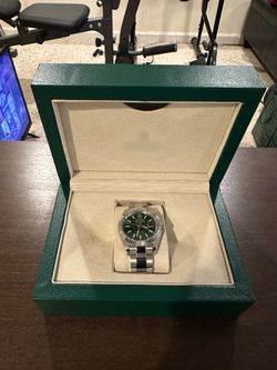 Silver and Green Luxury Watch 41mm