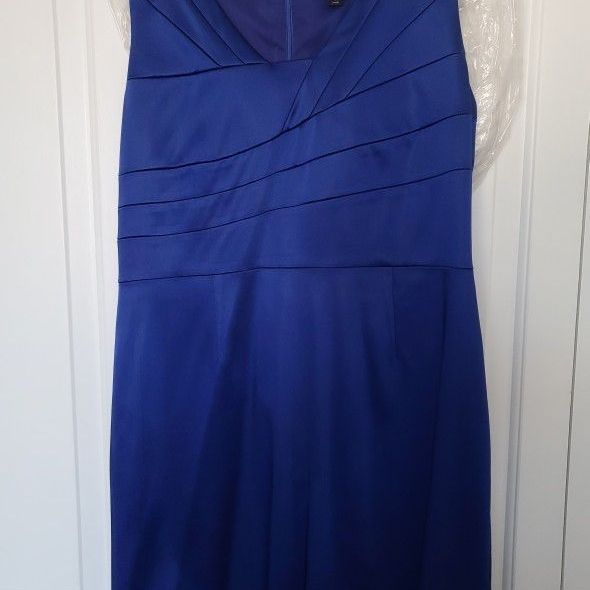Tahari Size 12 P Royal Blue Satin Dress