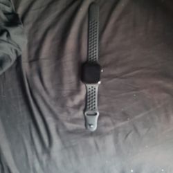 Apple Nike Watch 5 Series
