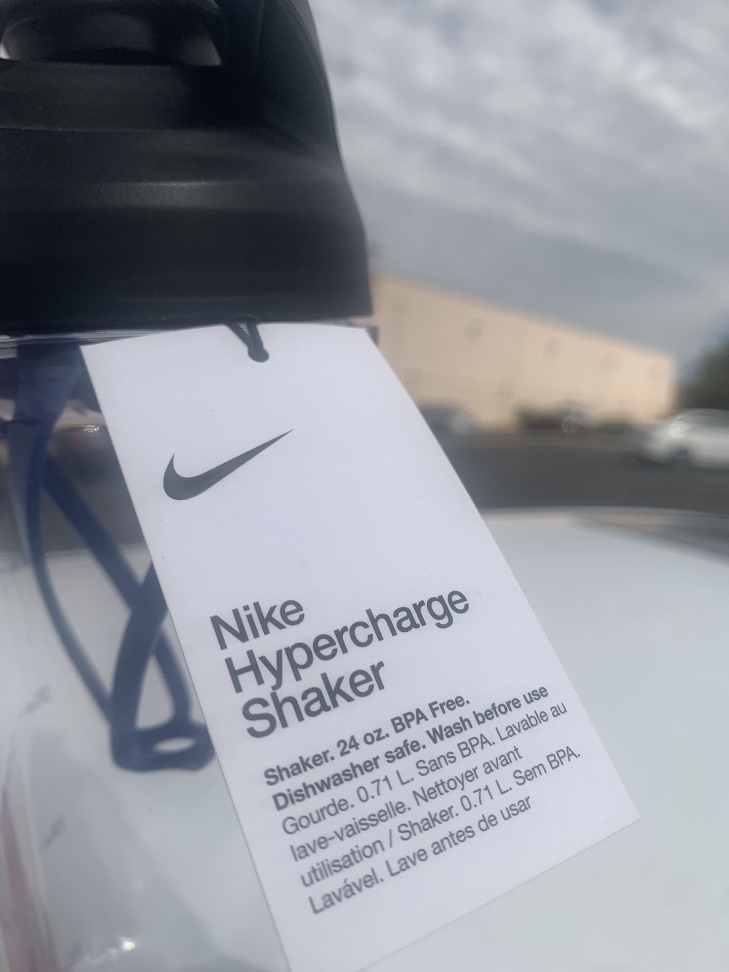 Nike Hyper Charge Shaker Bottle for Sale in Long Beach, CA - OfferUp