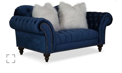 Tufted Crushed Velvet Loveseat