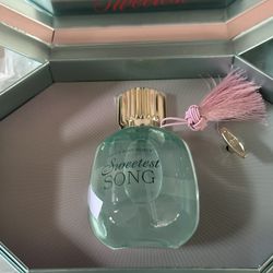 Bat And Body Perfum Music Box (Sweetest Song)
