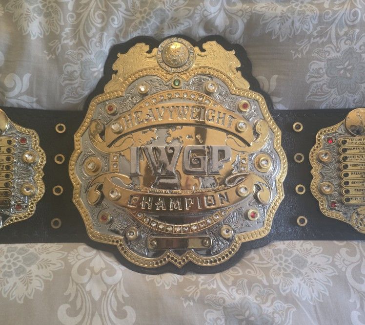 IWGP Heavyweight Championship Belt V4